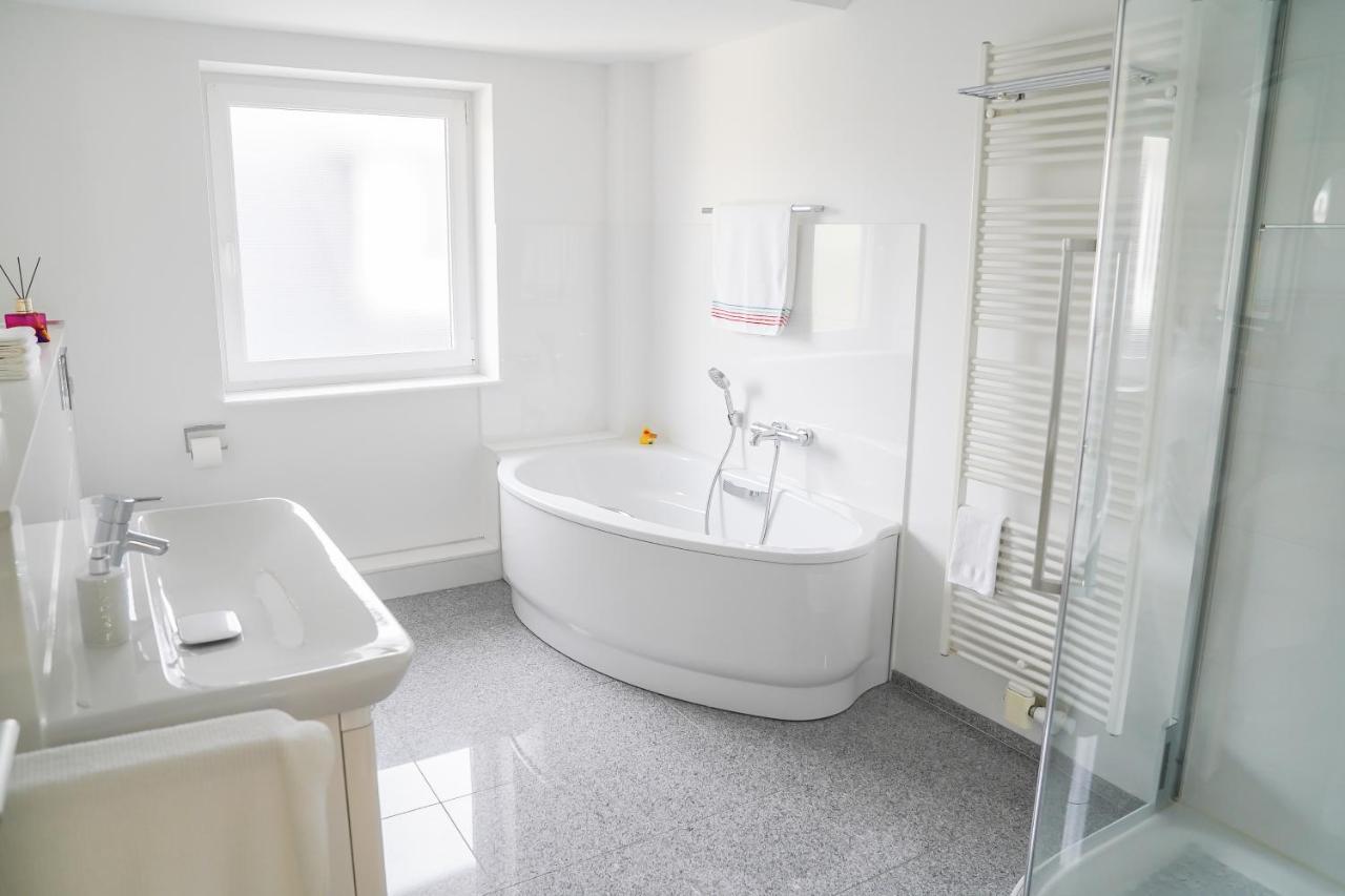 Modernes Stadthaus 100Qm Parkplatz Bad&Dusche Kueche Hannover Luaran gambar
